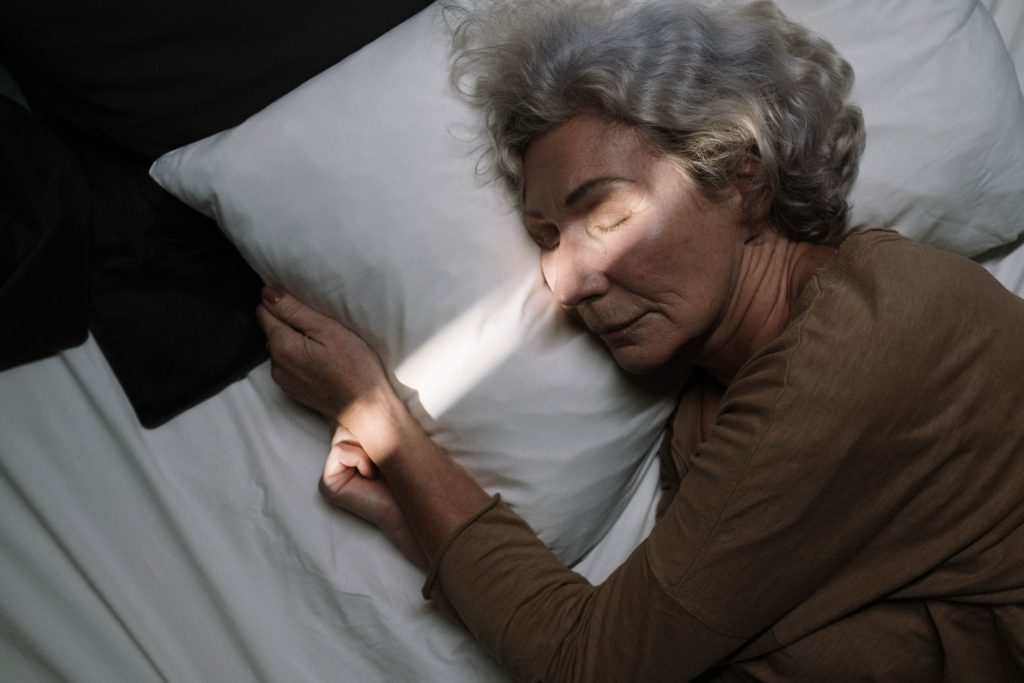 Sleep apnea in elderly Sleep apnea elderly Sleep apnea elderly treatment Sleep apnea elderly dementia Sleep apnea dementia symptoms Sleep apnea dementia reversible Sleep apnea and cognitive decline